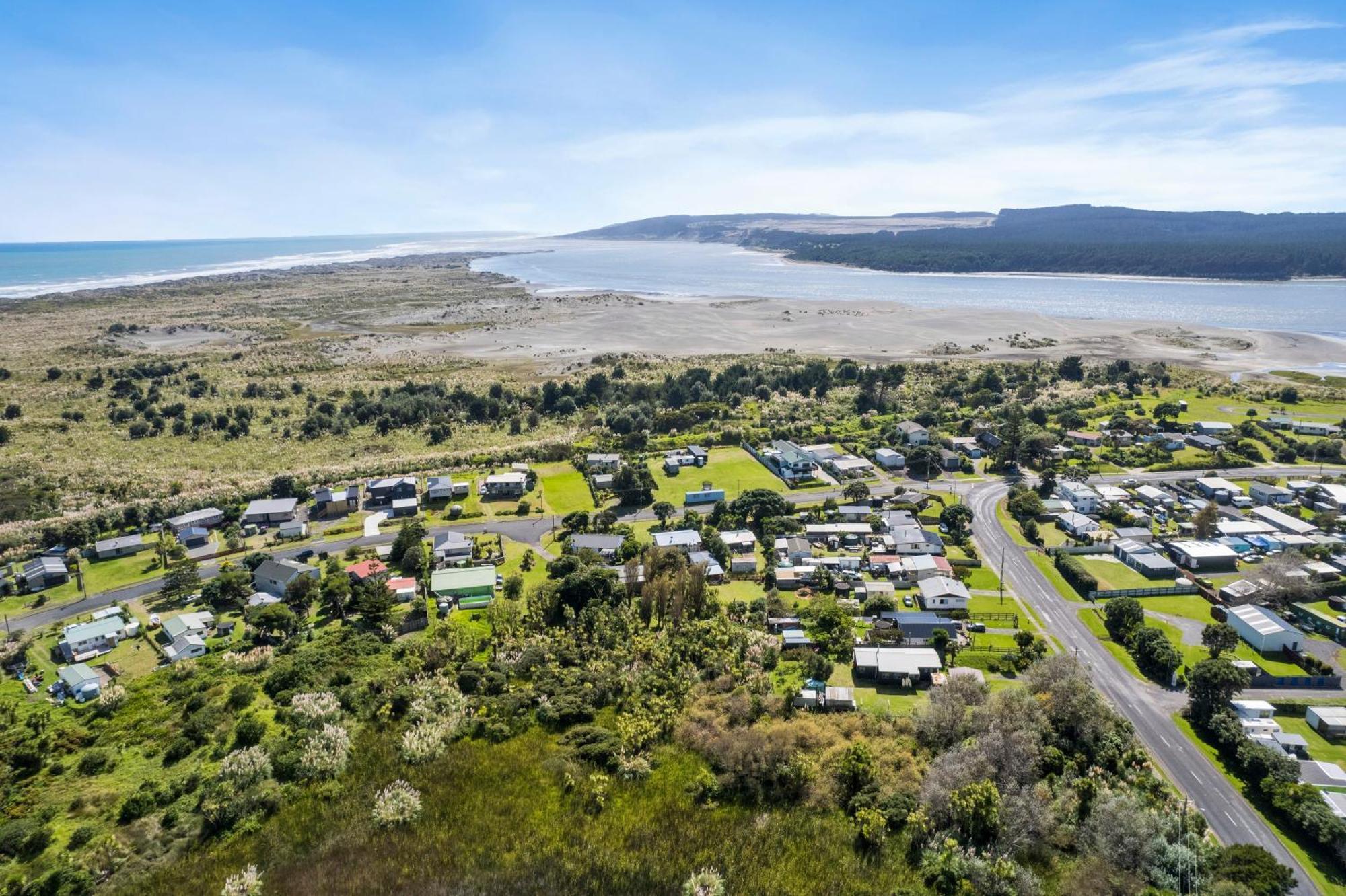Port Waikato Holiday Park 외부 사진