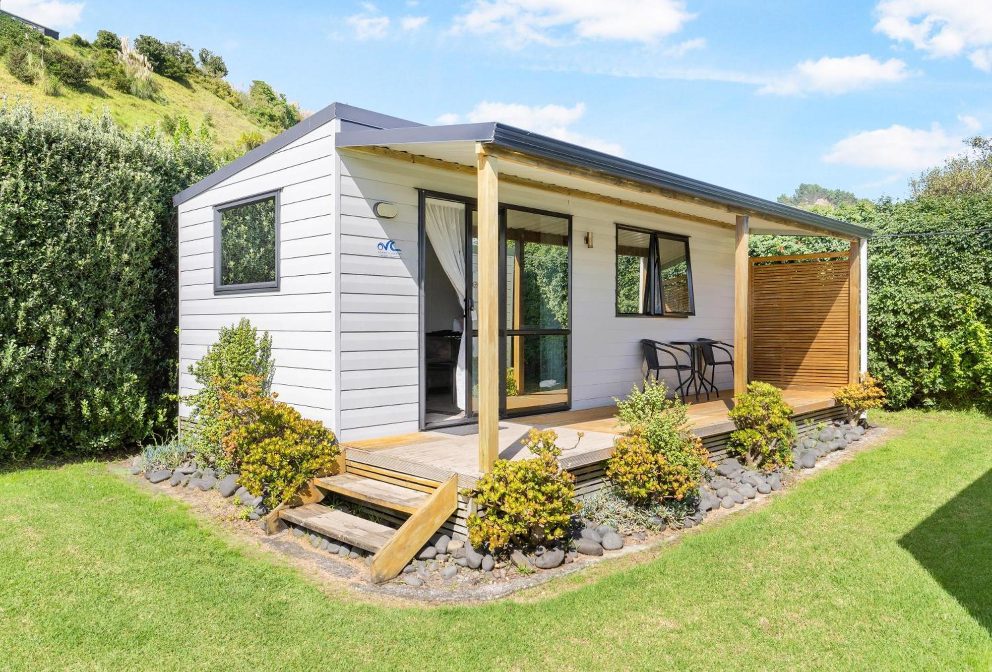 Port Waikato Holiday Park 외부 사진