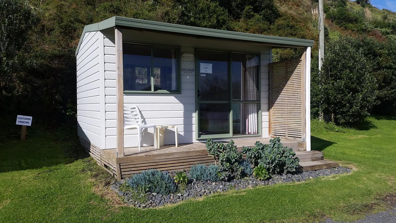 Port Waikato Holiday Park 외부 사진